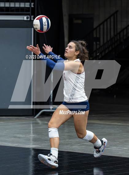 Thumbnail 2 in Cedar vs. Springville (Utah Valley Invitational) photogallery.