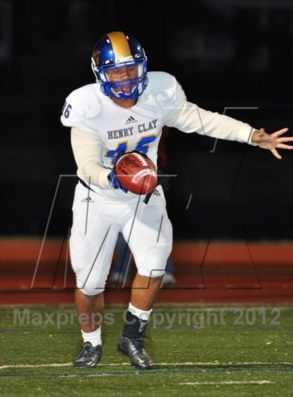 Thumbnail 1 in Dixie Heights vs. Henry Clay (6A/KHSAA Gridiron Bowl) photogallery.