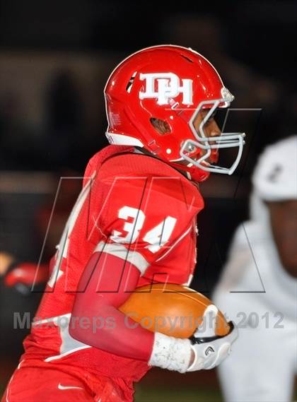 Thumbnail 1 in Dixie Heights vs. Henry Clay (6A/KHSAA Gridiron Bowl) photogallery.