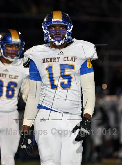 Thumbnail 1 in Dixie Heights vs. Henry Clay (6A/KHSAA Gridiron Bowl) photogallery.