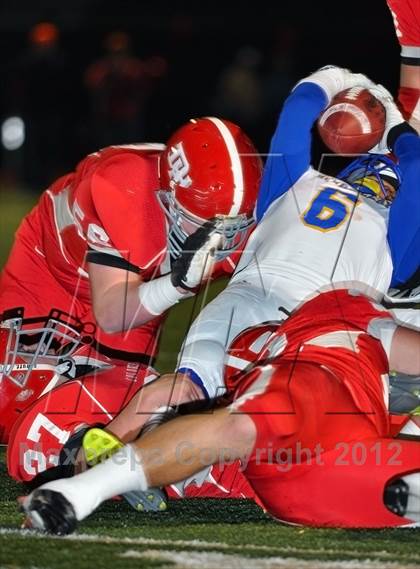 Thumbnail 3 in Dixie Heights vs. Henry Clay (6A/KHSAA Gridiron Bowl) photogallery.