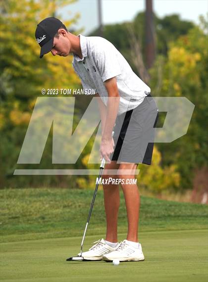 Thumbnail 1 in CHSAA 5A Championship - Day 1 photogallery.
