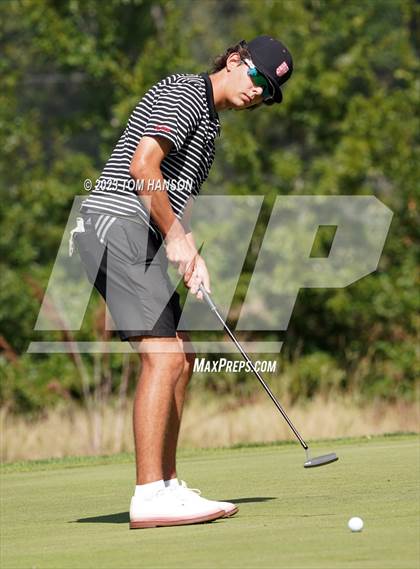 Thumbnail 1 in CHSAA 5A Championship - Day 1 photogallery.