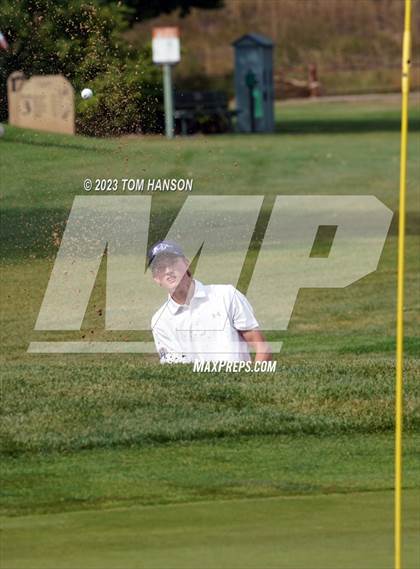 Thumbnail 2 in CHSAA 5A Championship - Day 1 photogallery.
