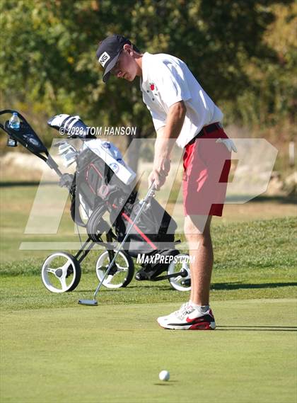 Thumbnail 2 in CHSAA 5A Championship - Day 1 photogallery.