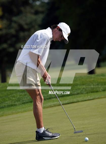 Thumbnail 2 in CHSAA 5A Championship - Day 1 photogallery.