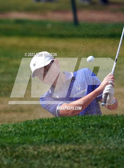 Thumbnail 2 in CHSAA 5A Championship - Day 1 photogallery.