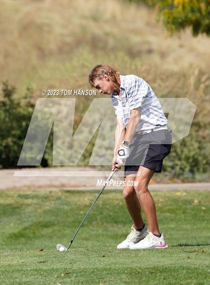Thumbnail 2 in CHSAA 5A Championship - Day 1 photogallery.