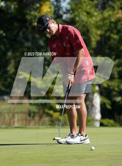 Thumbnail 2 in CHSAA 5A Championship - Day 1 photogallery.