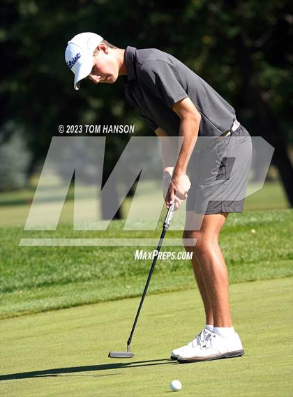 Thumbnail 1 in CHSAA 5A Championship - Day 1 photogallery.