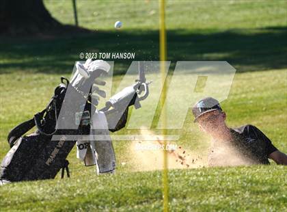 Thumbnail 2 in CHSAA 5A Championship - Day 1 photogallery.