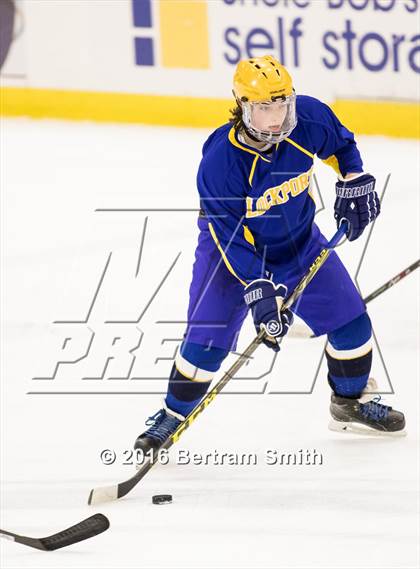 Thumbnail 1 in Williamsville South @ Lockport photogallery.