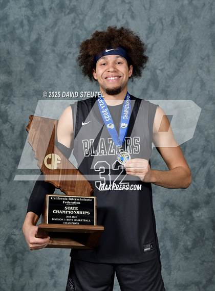 Thumbnail 3 in Sierra Canyon (CIF State D1 Awards) photogallery.