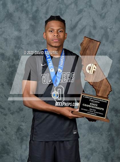 Thumbnail 1 in Sierra Canyon (CIF State D1 Awards) photogallery.