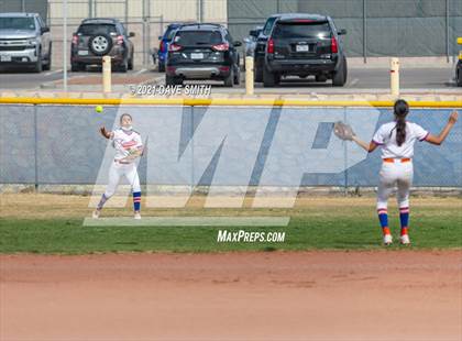 Thumbnail 2 in El Dorado @ Canutillo photogallery.