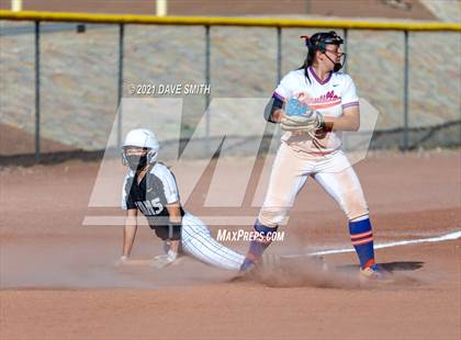 Thumbnail 1 in El Dorado @ Canutillo photogallery.