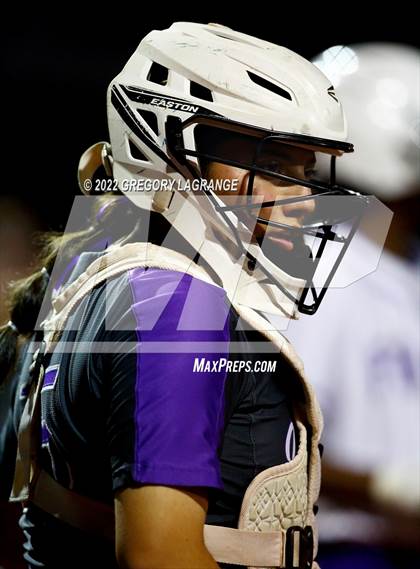 Thumbnail 3 in Paschal [R. L.] vs Timber Creek (UIL 6A Bi-District Playoff) photogallery.