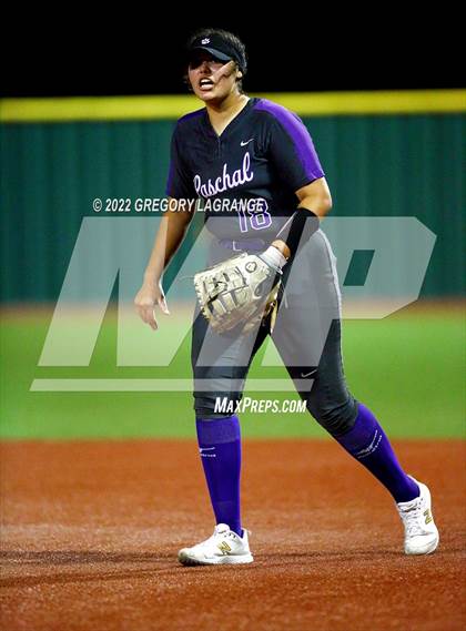 Thumbnail 1 in Paschal [R. L.] vs Timber Creek (UIL 6A Bi-District Playoff) photogallery.