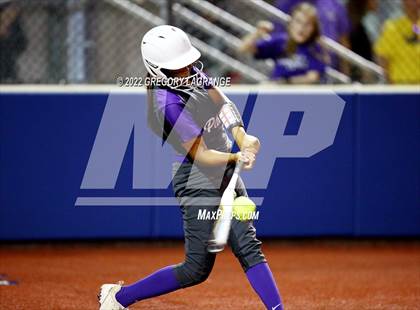 Thumbnail 2 in Paschal [R. L.] vs Timber Creek (UIL 6A Bi-District Playoff) photogallery.