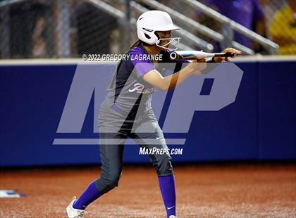Thumbnail 3 in Paschal [R. L.] vs Timber Creek (UIL 6A Bi-District Playoff) photogallery.