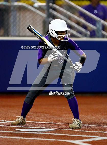 Thumbnail 3 in Paschal [R. L.] vs Timber Creek (UIL 6A Bi-District Playoff) photogallery.