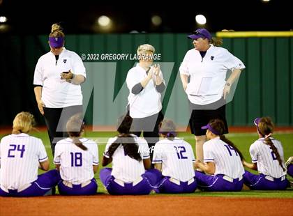 Thumbnail 3 in Paschal [R. L.] vs Timber Creek (UIL 6A Bi-District Playoff) photogallery.