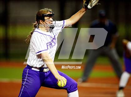 Thumbnail 3 in Paschal [R. L.] vs Timber Creek (UIL 6A Bi-District Playoff) photogallery.