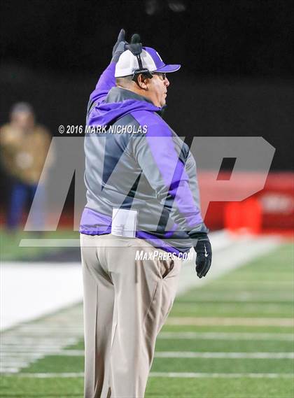 Thumbnail 3 in Pleasant Valley @ St. Anthony (CIF Division 4-A State Final) photogallery.
