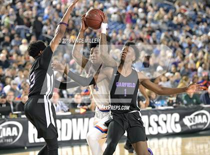 Thumbnail 3 in Garfield vs. Rainier Beach (WIAA 3A Final)  photogallery.