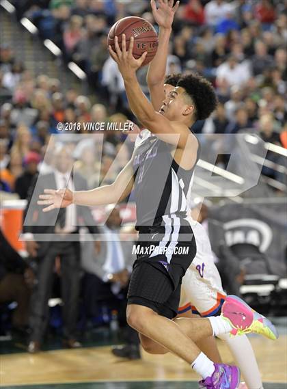 Thumbnail 2 in Garfield vs. Rainier Beach (WIAA 3A Final)  photogallery.