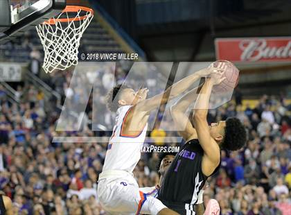 Thumbnail 2 in Garfield vs. Rainier Beach (WIAA 3A Final)  photogallery.