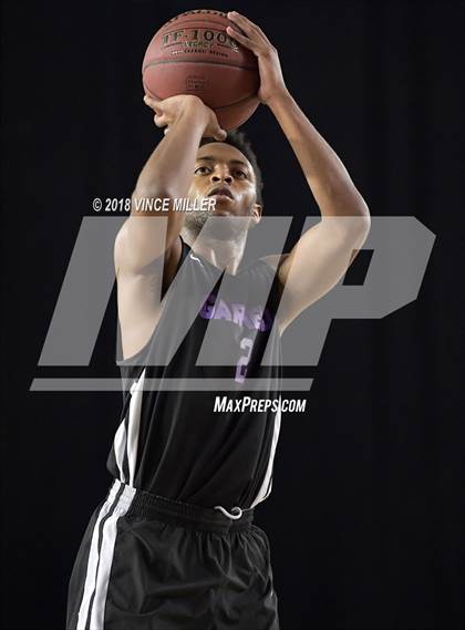 Thumbnail 1 in Garfield vs. Rainier Beach (WIAA 3A Final)  photogallery.