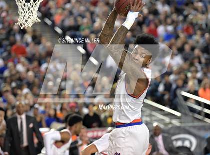 Thumbnail 1 in Garfield vs. Rainier Beach (WIAA 3A Final)  photogallery.
