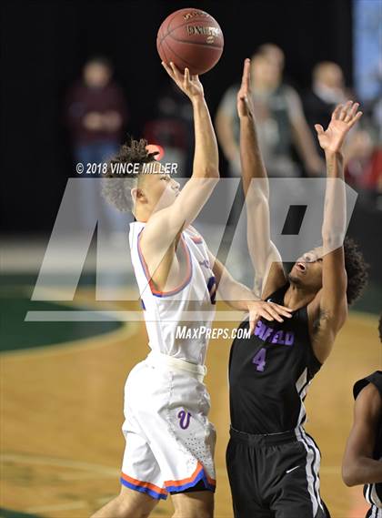 Thumbnail 3 in Garfield vs. Rainier Beach (WIAA 3A Final)  photogallery.