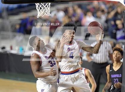 Thumbnail 2 in Garfield vs. Rainier Beach (WIAA 3A Final)  photogallery.