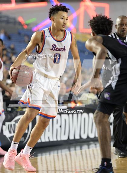 Thumbnail 1 in Garfield vs. Rainier Beach (WIAA 3A Final)  photogallery.