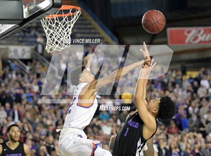 Thumbnail 3 in Garfield vs. Rainier Beach (WIAA 3A Final)  photogallery.