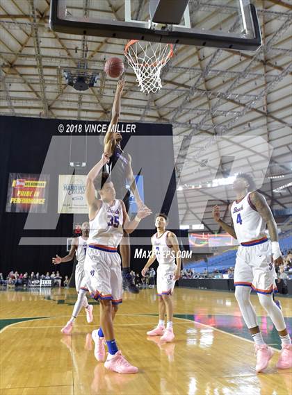 Thumbnail 3 in Garfield vs. Rainier Beach (WIAA 3A Final)  photogallery.