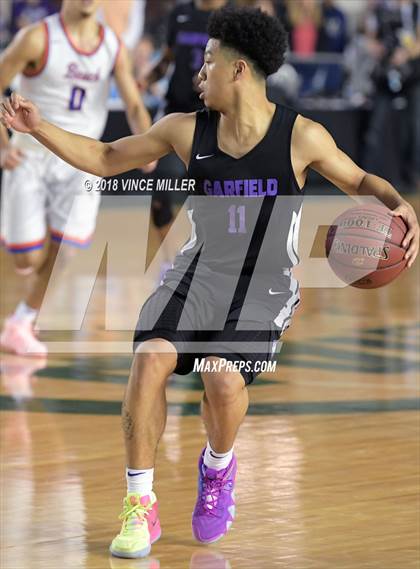 Thumbnail 3 in Garfield vs. Rainier Beach (WIAA 3A Final)  photogallery.