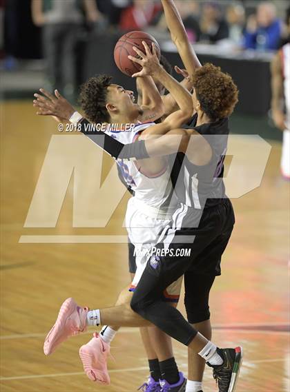 Thumbnail 3 in Garfield vs. Rainier Beach (WIAA 3A Final)  photogallery.