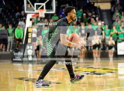 Thumbnail 2 in Heights vs. Derby (KSHSAA 6A Semifinal) photogallery.