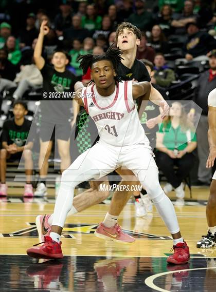 Thumbnail 2 in Heights vs. Derby (KSHSAA 6A Semifinal) photogallery.