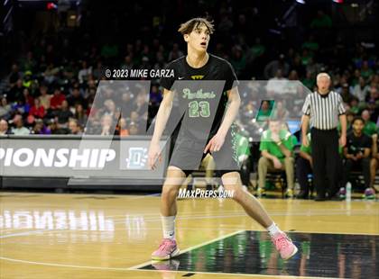 Thumbnail 3 in Heights vs. Derby (KSHSAA 6A Semifinal) photogallery.