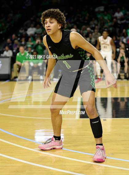 Thumbnail 3 in Heights vs. Derby (KSHSAA 6A Semifinal) photogallery.