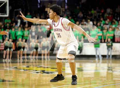 Thumbnail 1 in Heights vs. Derby (KSHSAA 6A Semifinal) photogallery.