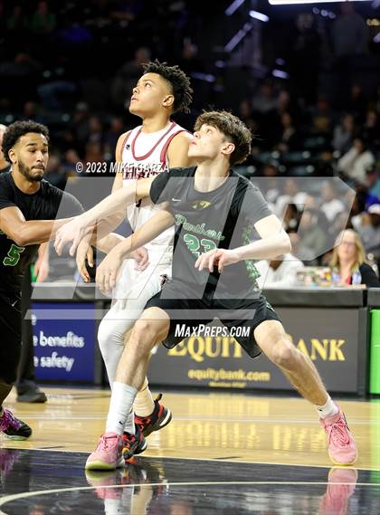 Thumbnail 3 in Heights vs. Derby (KSHSAA 6A Semifinal) photogallery.