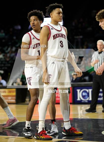 Thumbnail 1 in Heights vs. Derby (KSHSAA 6A Semifinal) photogallery.