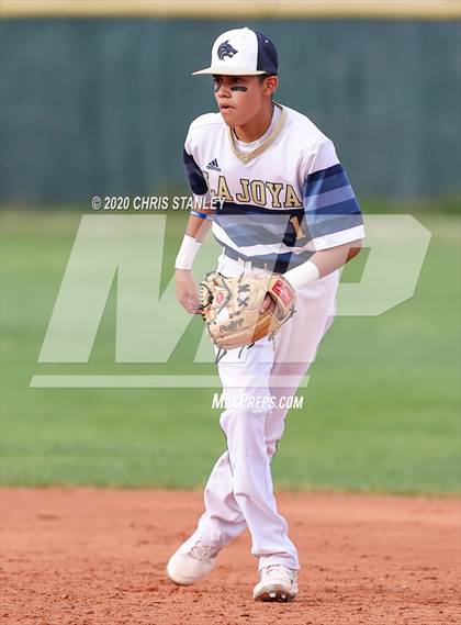 Thumbnail 1 in Apache Junction vs. La Joya Community photogallery.