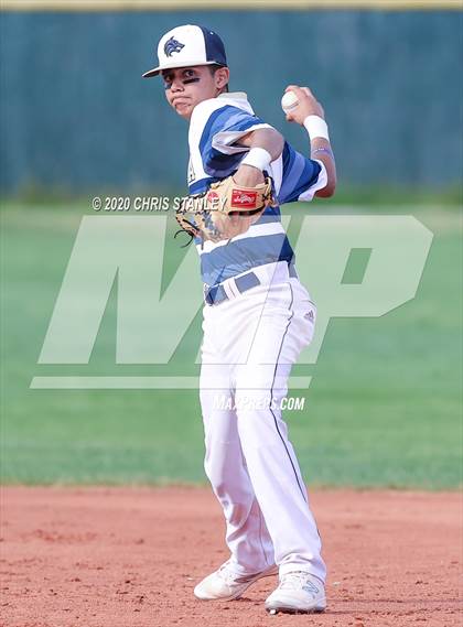 Thumbnail 1 in Apache Junction vs. La Joya Community photogallery.