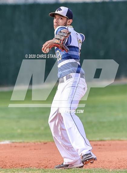 Thumbnail 3 in Apache Junction vs. La Joya Community photogallery.